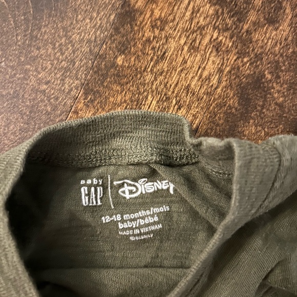Gap x Disney Mickey Mouse 12-18M long sleeve tee - Picture 2 of 3